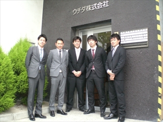 http://www.uchida-kk.jp/blog/26%E7%A0%94%E4%BF%AE%E6%9C%80%E7%B5%82.JPG